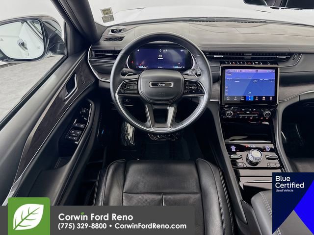 Used 2022 Jeep Grand Cherokee Overland w/ Luxury Tech Group IV image 27