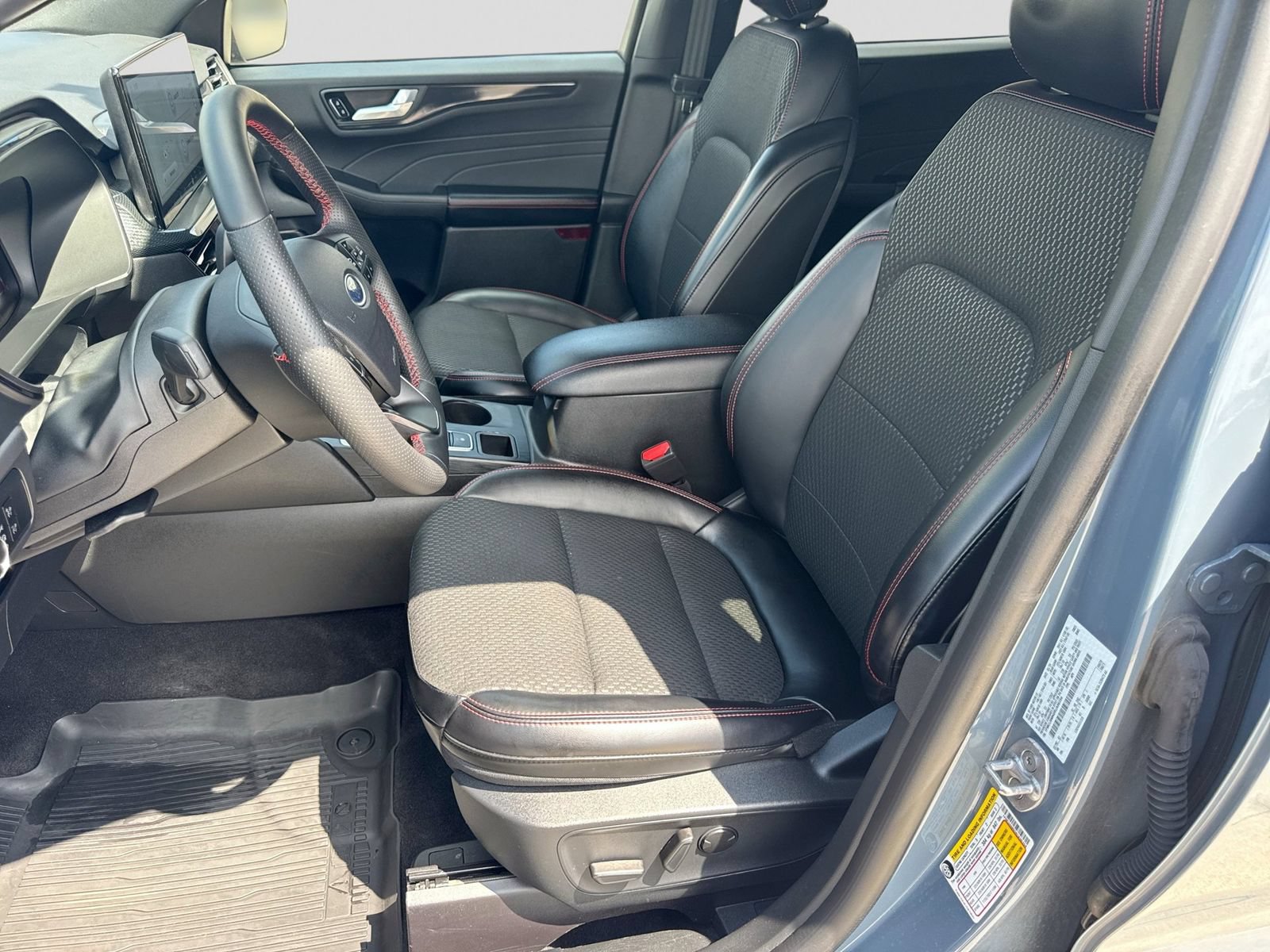 Certified 2024 Ford Escape ST-Line w/ Tech Pack #1 AWD/4WD image 20