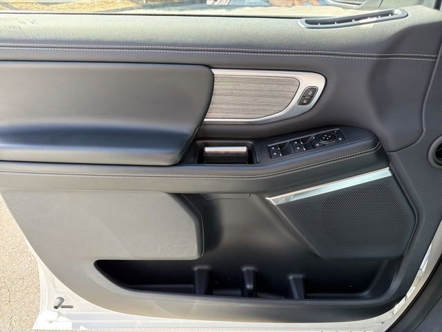 Certified 2025 Ford Expedition Max Platinum AWD/4WD image 23