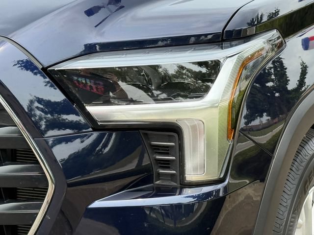 Used 2024 Toyota Sequoia SR5 AWD/4WD image 28