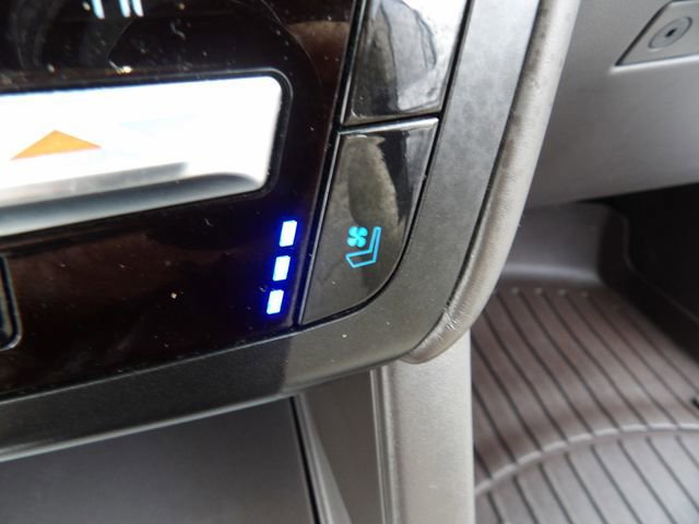 Certified 2020 Ford Explorer Platinum w/ Premium Technology Package image 21