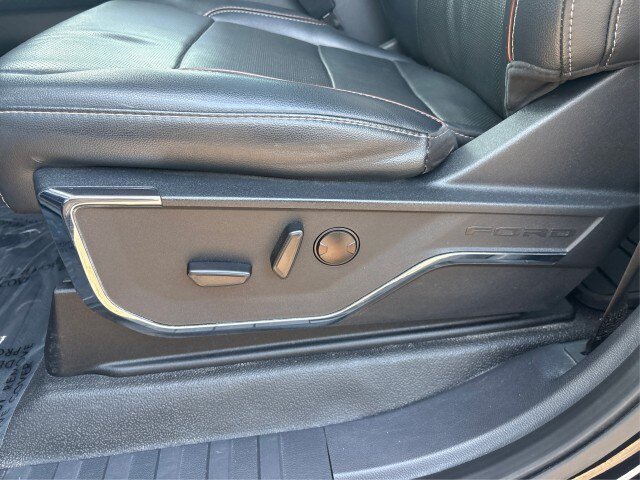 Certified 2023 Ford F350 Lariat w/ Lariat Ultimate Package AWD/4WD image 18