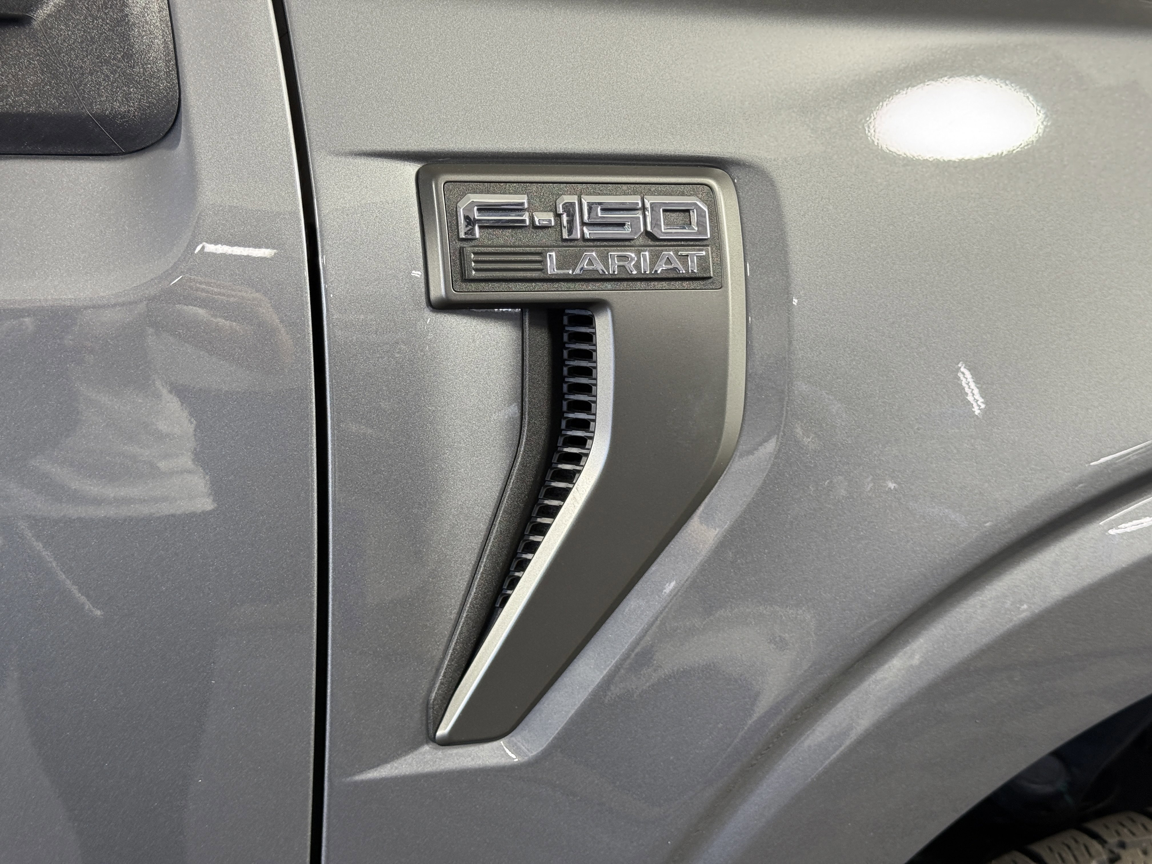 Certified 2023 Ford F150 Lariat image 9
