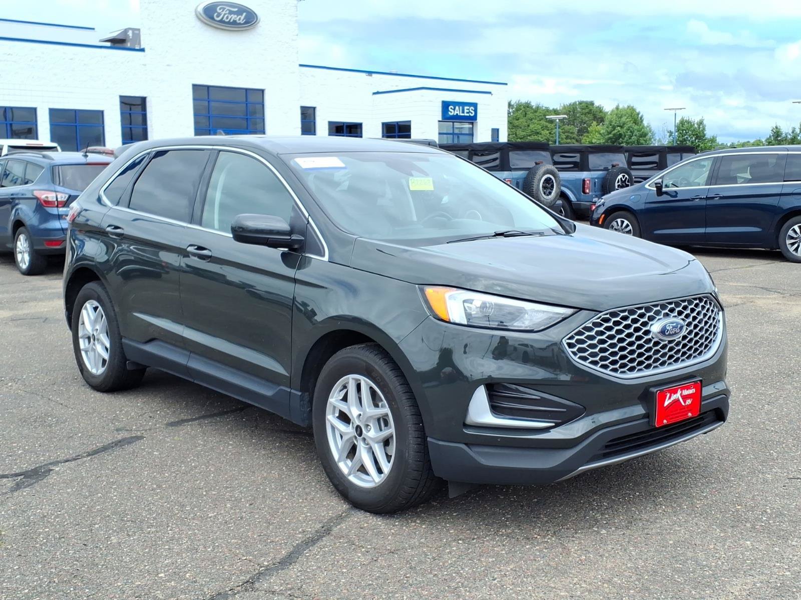 Certified 2024 Ford Edge SEL AWD/4WD image 8
