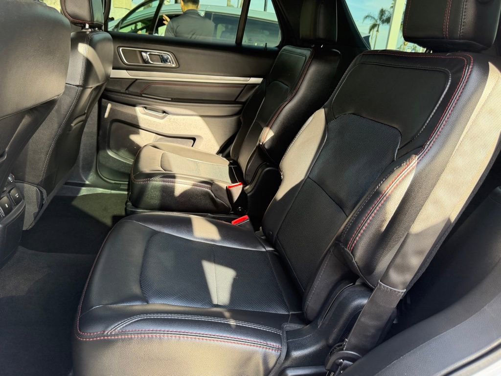 Certified 2018 Ford Explorer Sport w/ Equipment Group 401A image 32