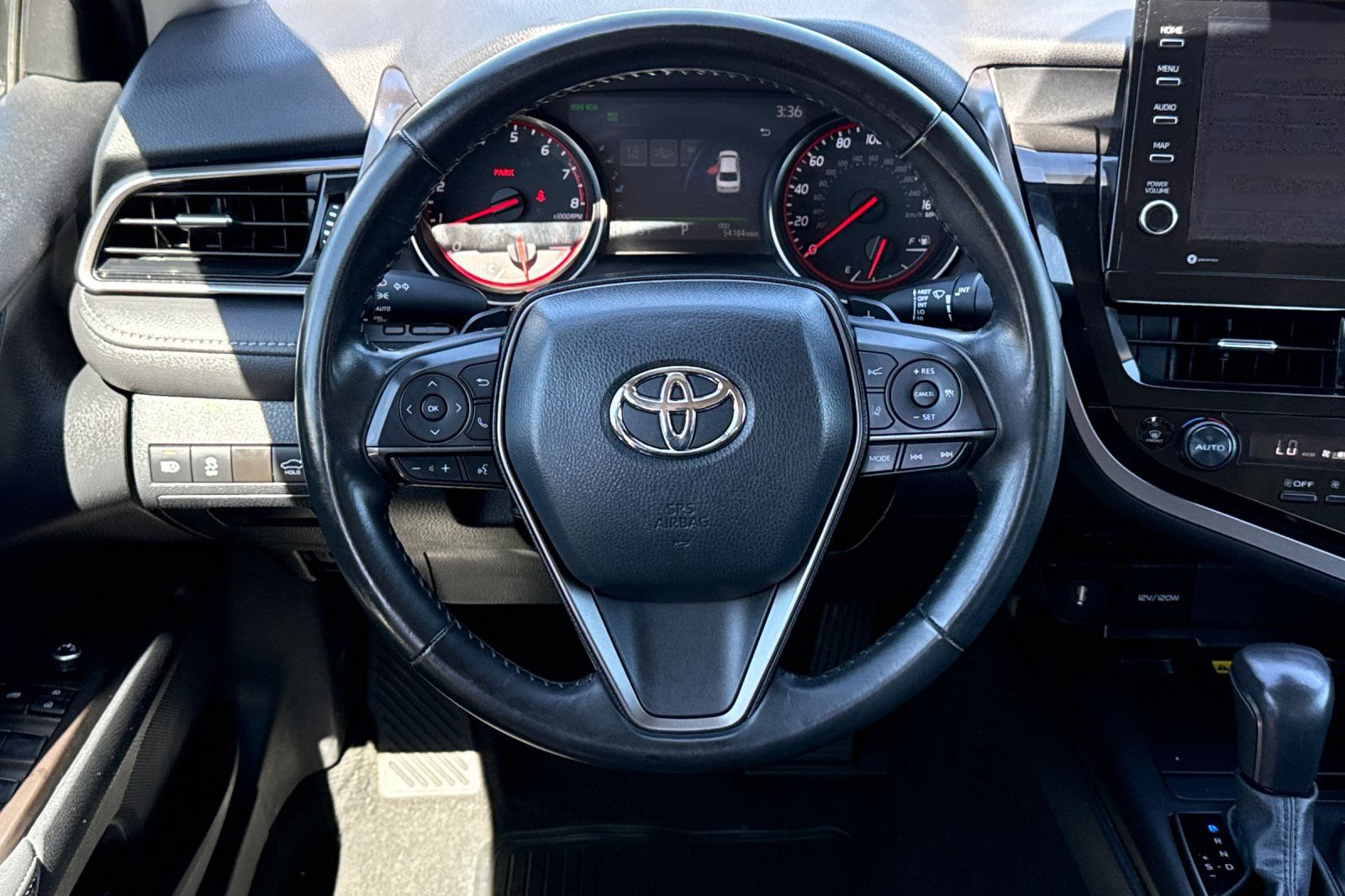 Used 2024 Toyota Camry XSE FWD image 16