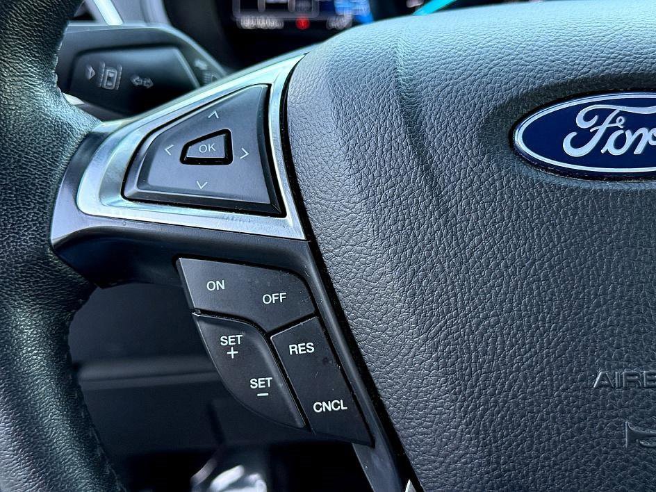 Certified 2022 Ford Edge Titanium image 19