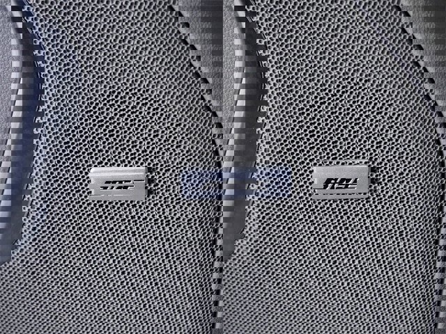 Used 2024 GMC Yukon XL SLT w/ SLT Premium Package image 29