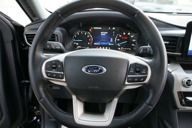 Certified 2022 Ford Explorer XLT w/ Equipment Group 202A AWD/4WD image 21