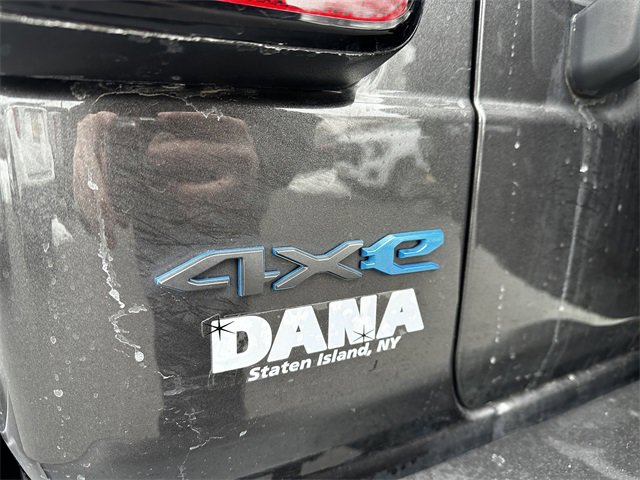 Used 2024 Jeep Wrangler Unlimited image 44