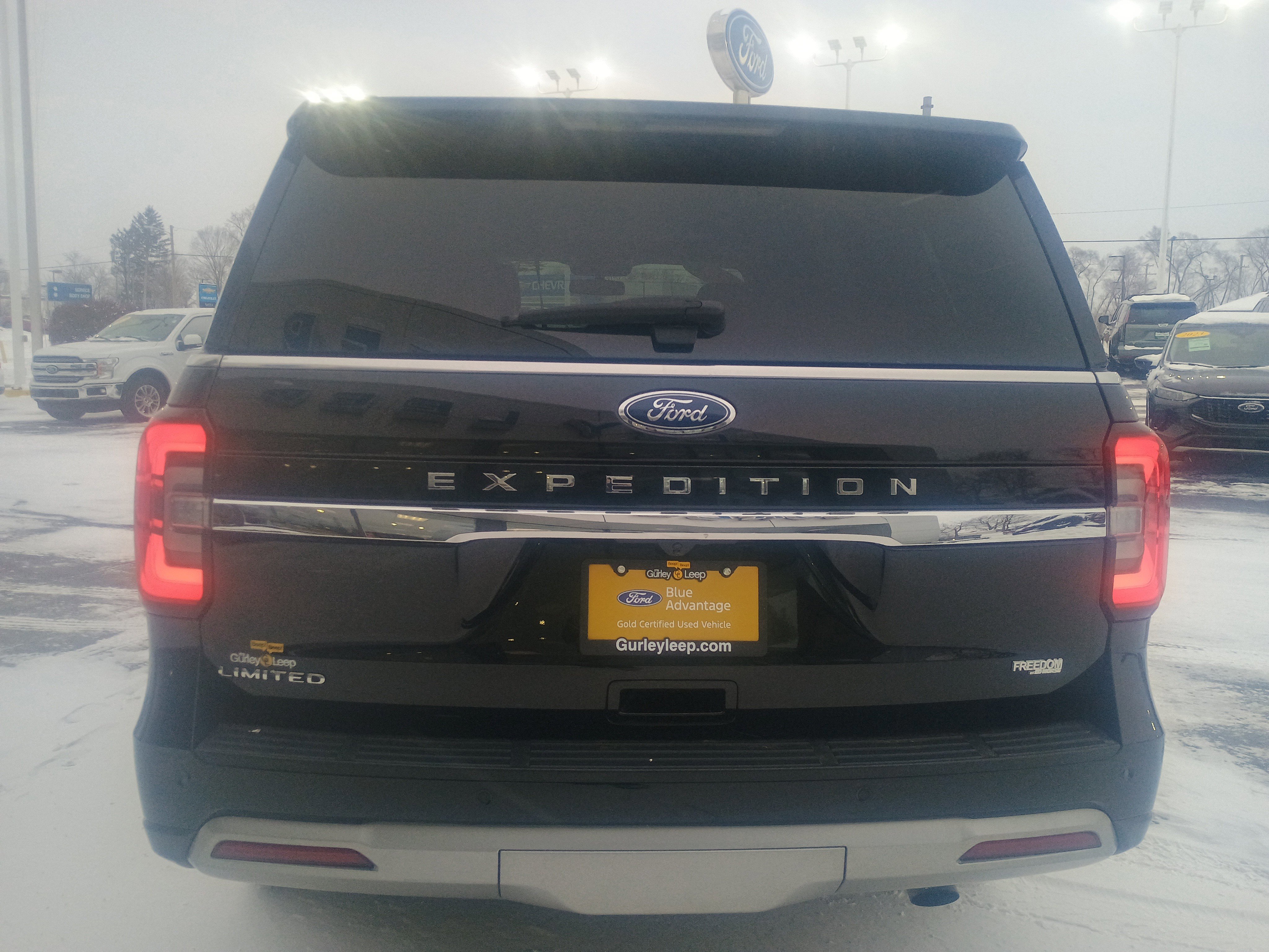 Certified 2023 Ford Expedition Limited image 3