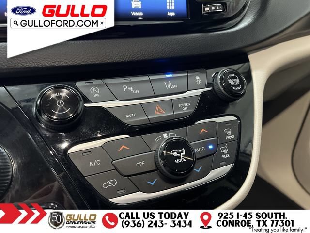 Used 2023 Chrysler Pacifica Touring-L FWD image 26