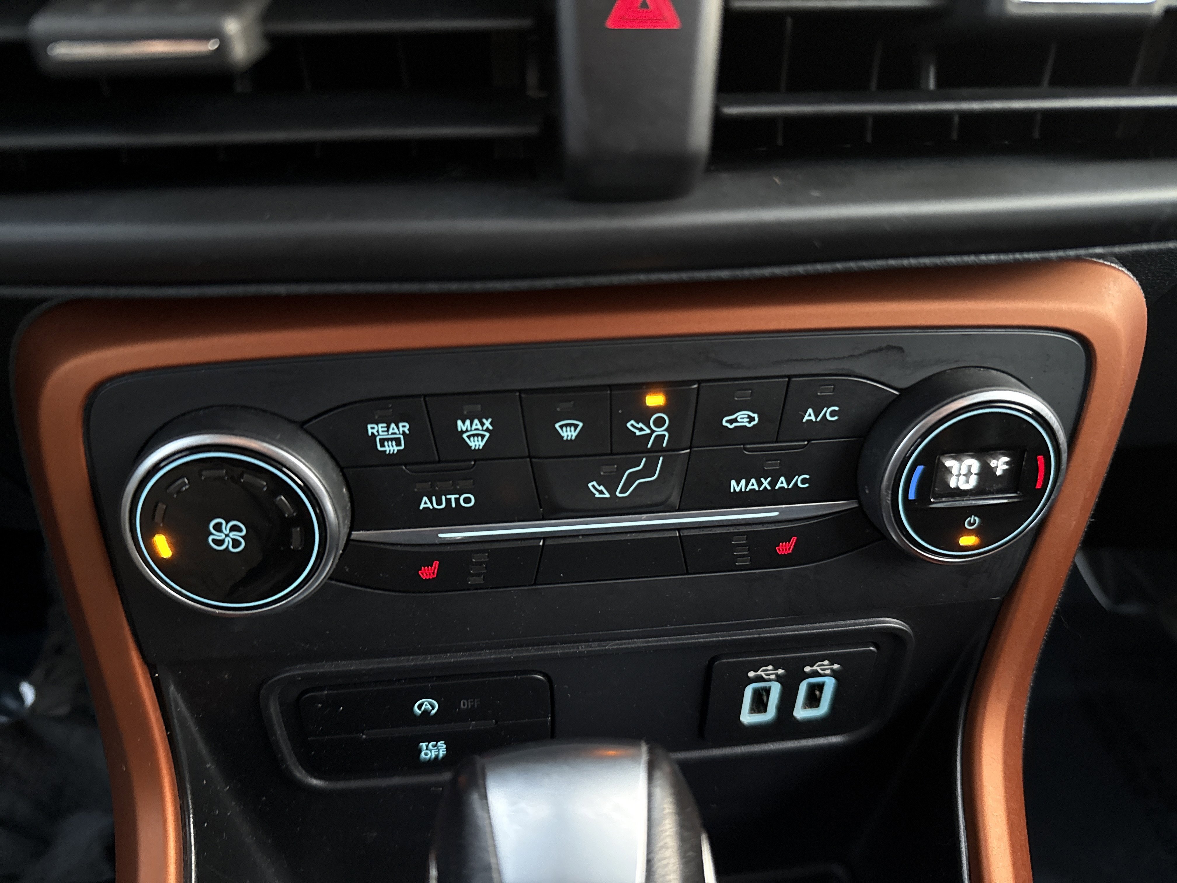 Certified 2018 Ford EcoSport SES image 23