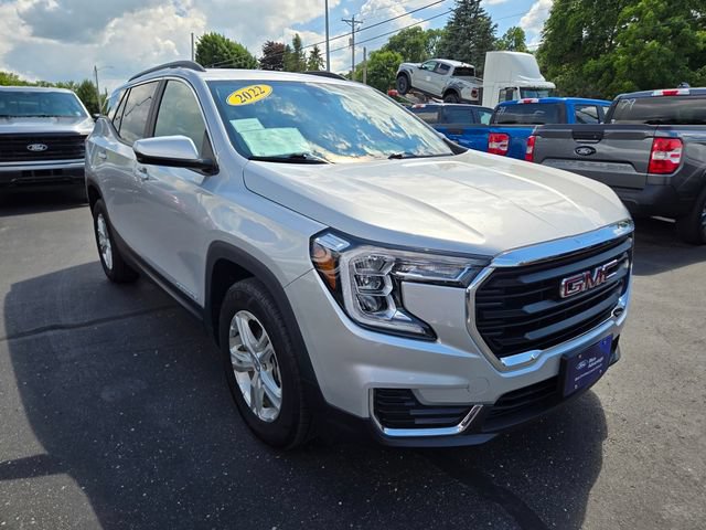 Used 2022 GMC Terrain SLE w/ Driver Convenience Package