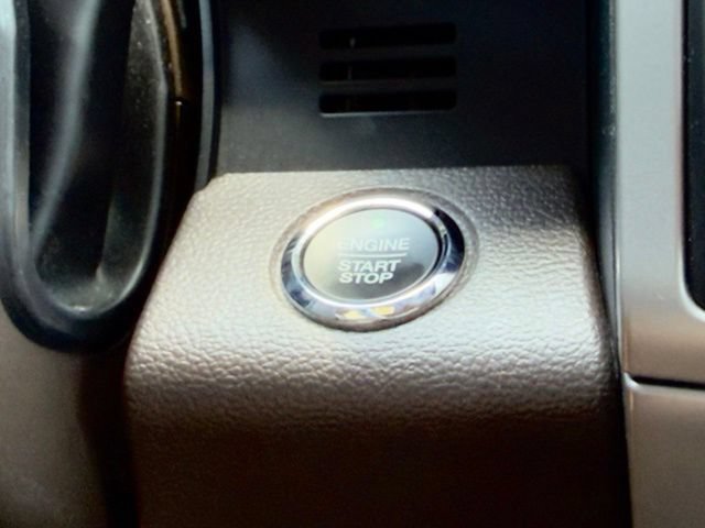 Certified 2022 Ford F350 King Ranch w/ King Ranch Ultimate Package AWD/4WD image 28