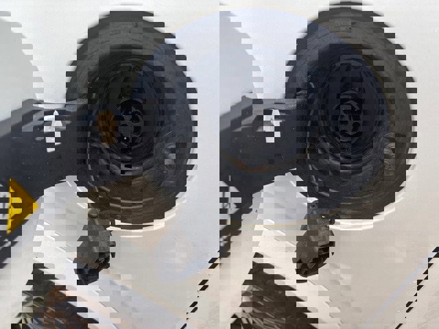 Used 2023 Volvo XC90 T8 Plus w/ Protection Package Premier image 11