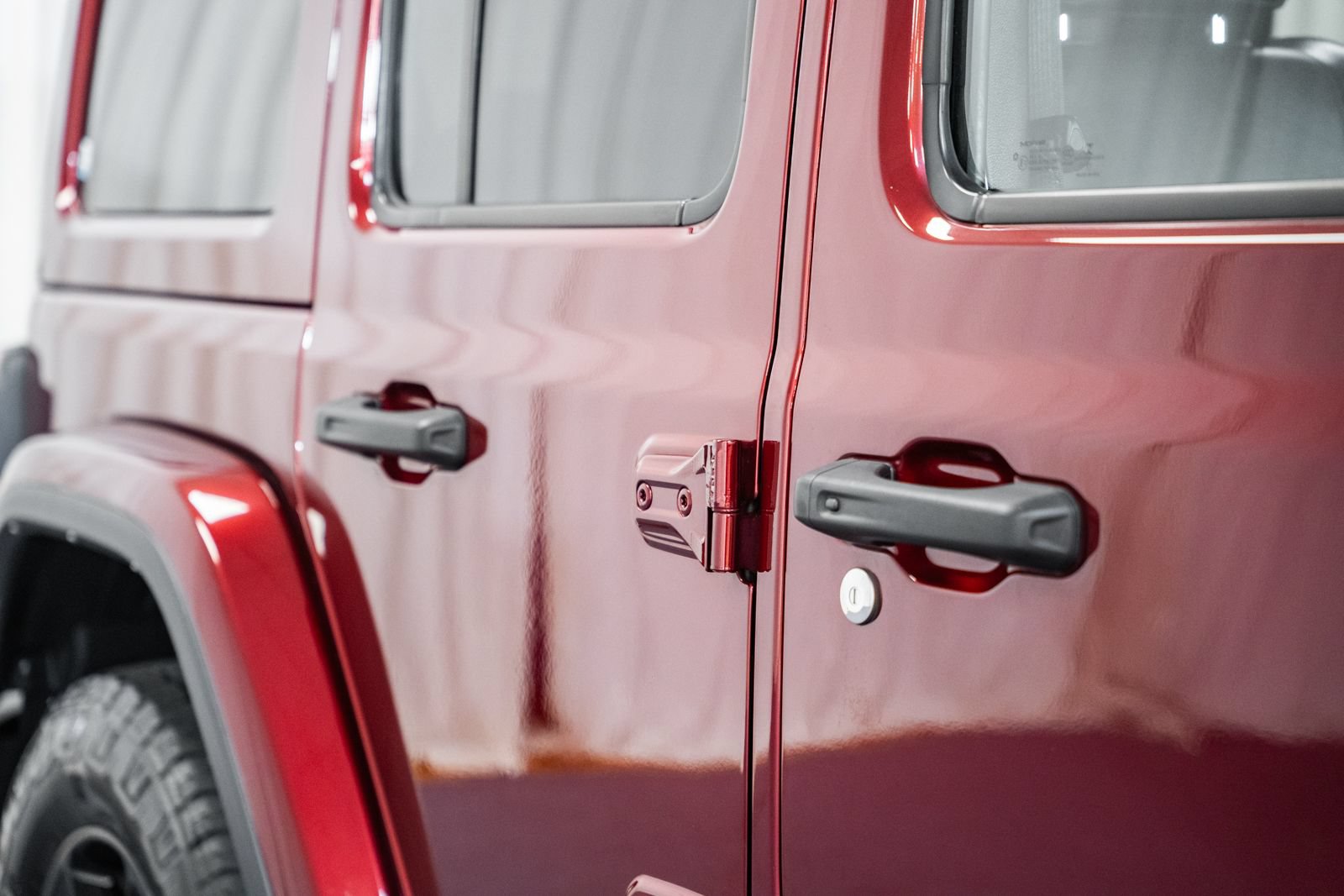 Used 2021 Jeep Wrangler Unlimited Sahara AWD/4WD image 17
