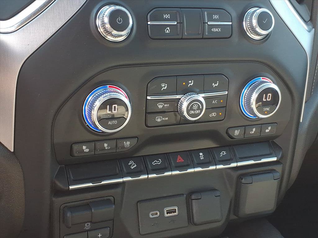 Used 2022 GMC Sierra 1500 SLT w/ SLT Premium Package AWD/4WD image 15