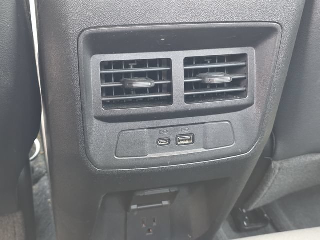 Used 2024 GMC Canyon AT4 AWD/4WD image 18