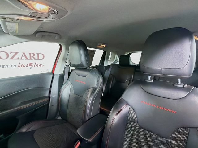 Used 2020 Jeep Compass Trailhawk AWD/4WD image 26