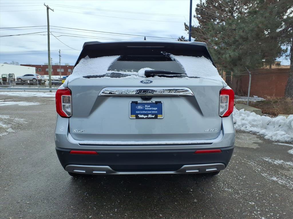Certified 2024 Ford Explorer XLT w/ Equipment Group 202A image 7