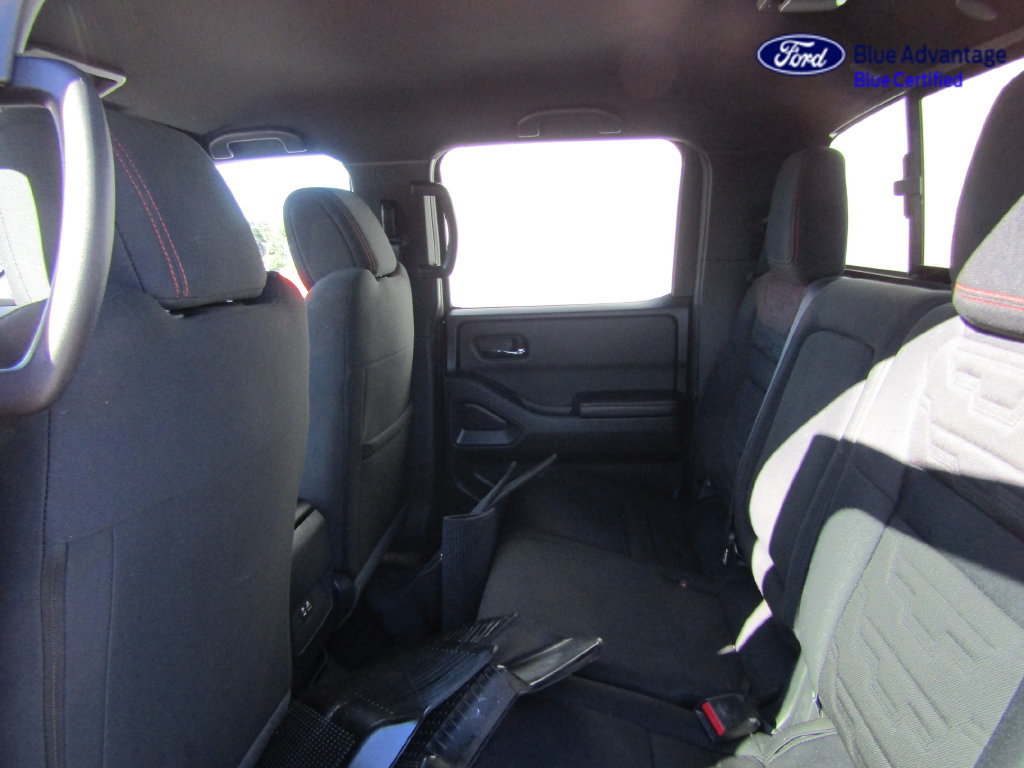 Used 2025 Nissan Frontier PRO-4X w/ Interior Protection Package AWD/4WD image 17