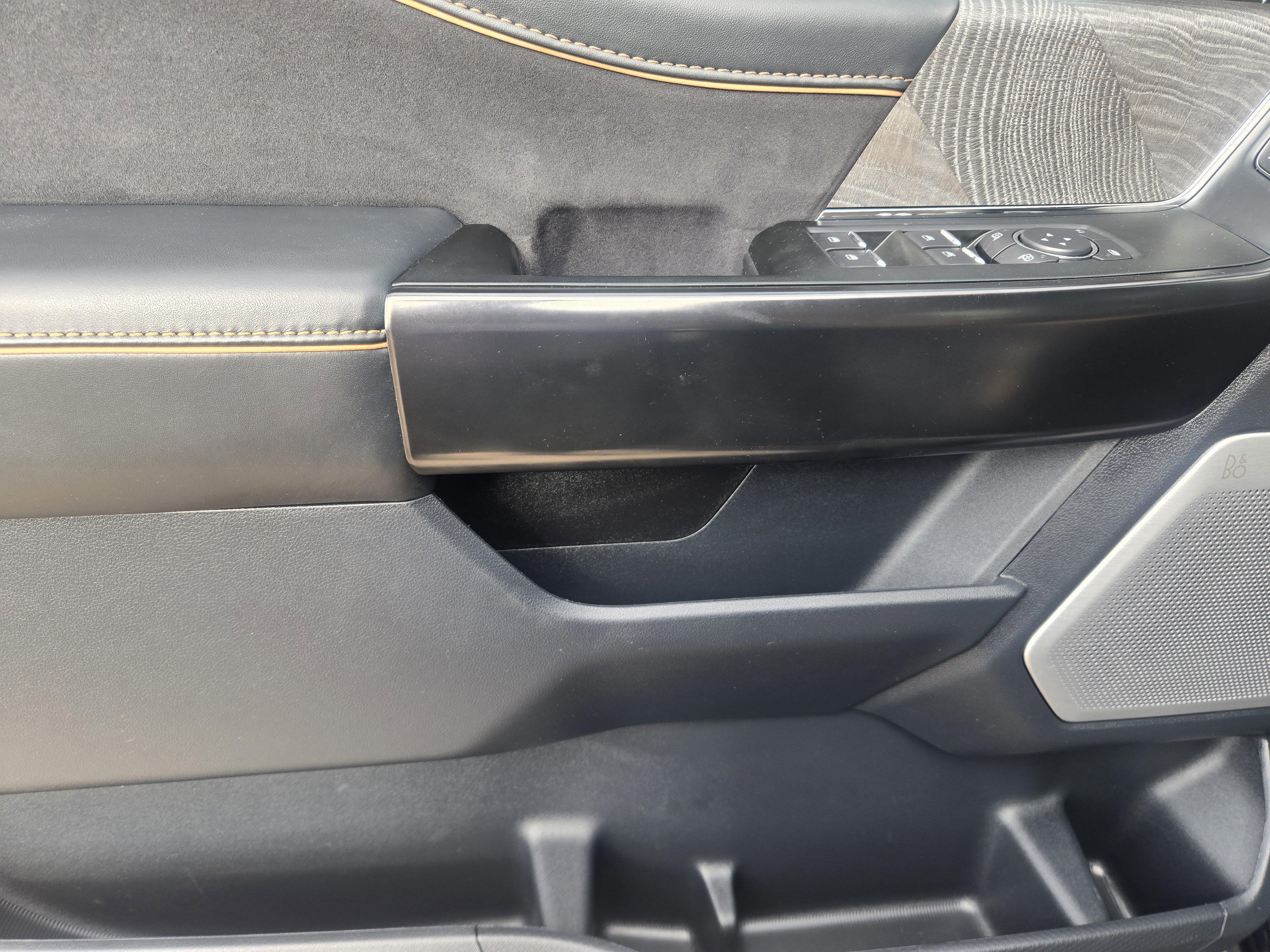 Certified 2022 Ford F150 Platinum w/ Equipment Group 701A High image 16