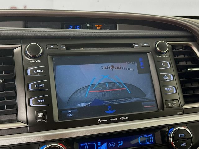Used 2017 Toyota Highlander Limited Platinum image 16