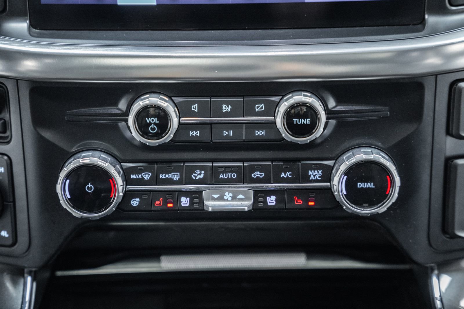 Certified 2023 Ford F150 Lariat w/ Equipment Group 502A High image 29