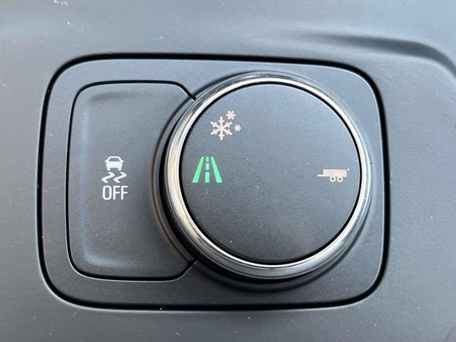 Used 2019 Chevrolet Traverse LT FWD image 31