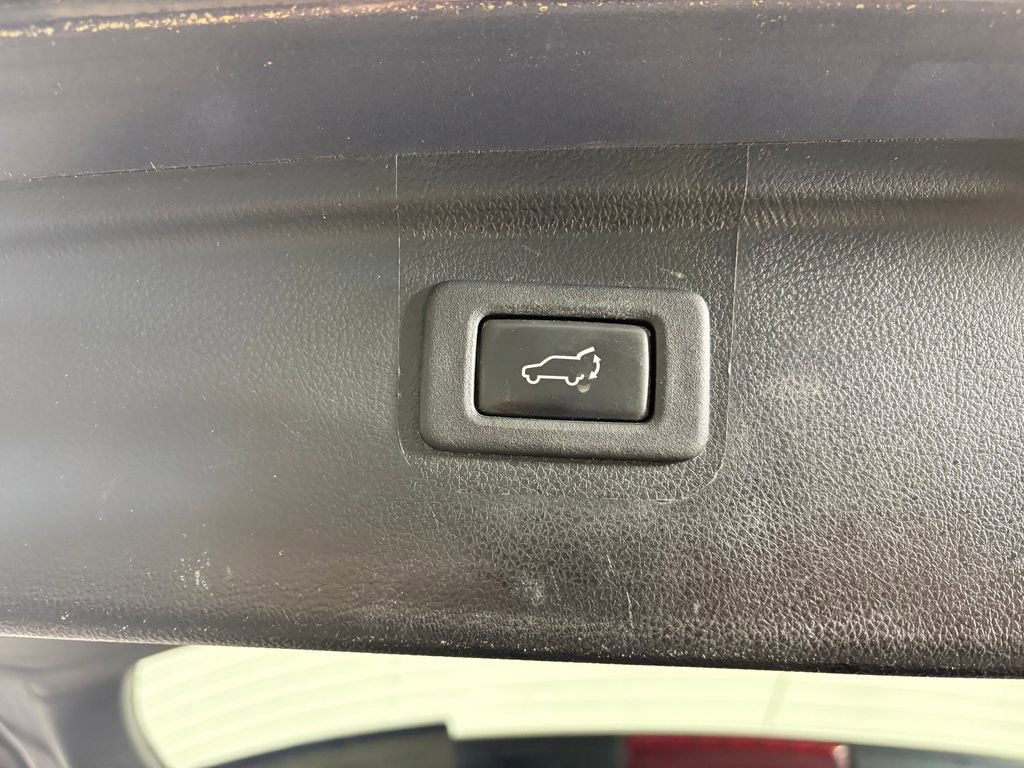 Used 2017 Subaru Outback 3.6R Limited image 33