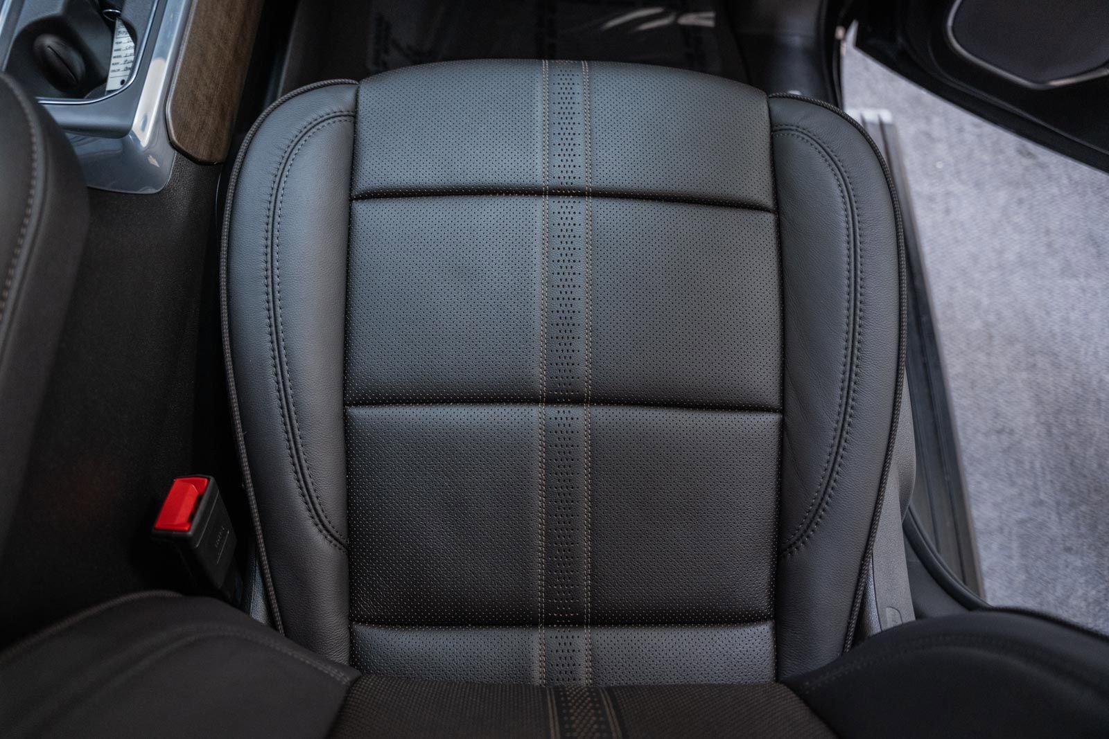 Used 2026 Chevrolet Silverado 1500 High Country w/ Midnight Edition image 42