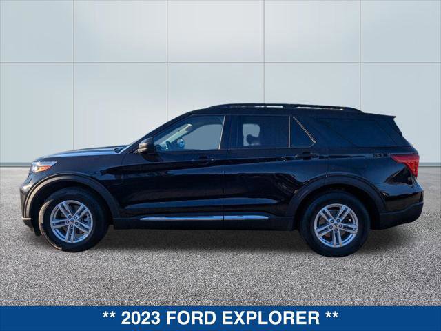 Certified 2023 Ford Explorer XLT w/ Equipment Group 202A image 6