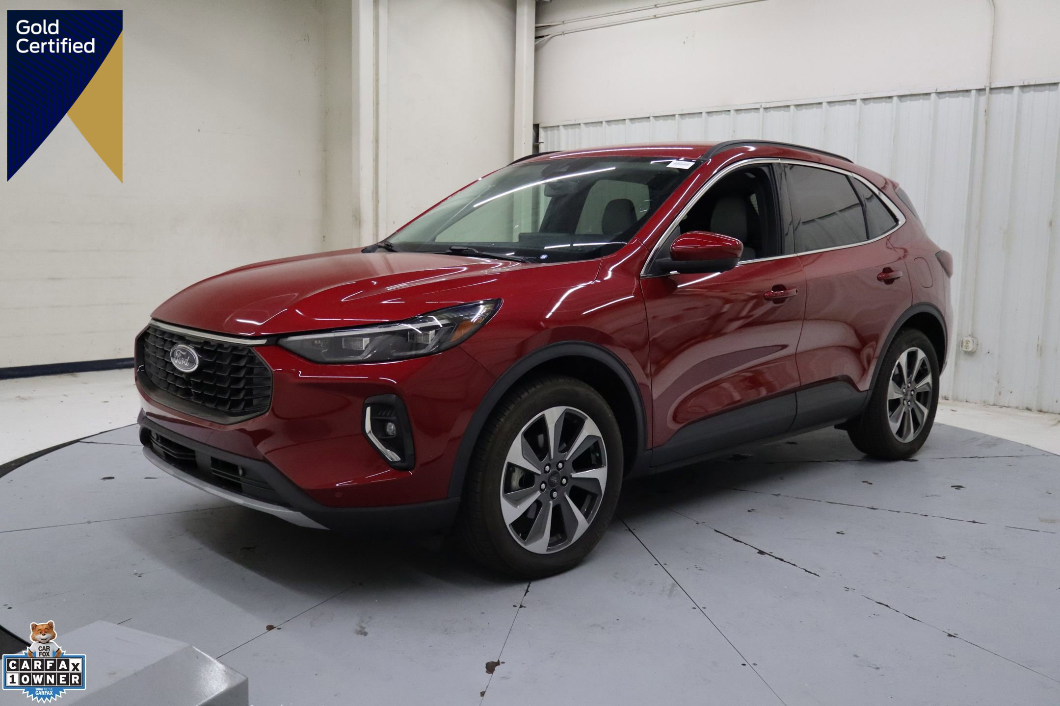 Certified 2023 Ford Escape Platinum w/ Class II Trailer Tow Package