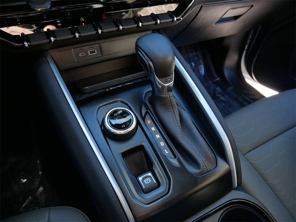 Used 2024 Chevrolet Colorado ZR2 w/ ZR2 Bison Edition image 23