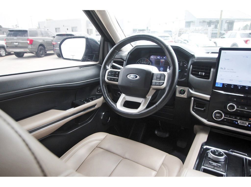 Certified 2024 Ford Expedition Max XLT image 11