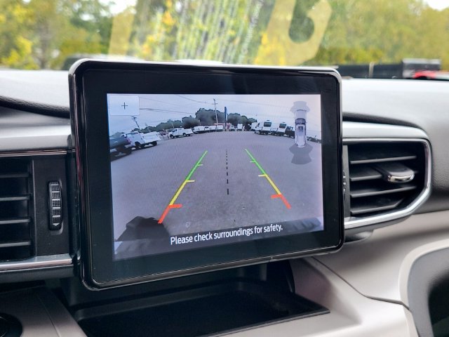 Certified 2023 Ford Explorer XLT w/ Equipment Group 202A AWD/4WD image 23