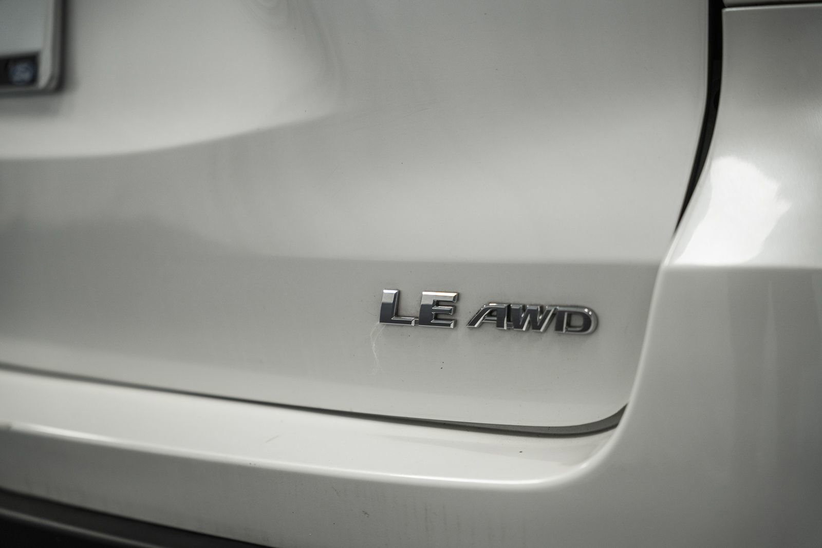 Used 2017 Toyota Highlander Plus w/ Protection Package #3 AWD/4WD image 9