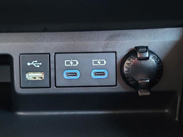 Used 2022 Toyota Highlander Platinum image 16