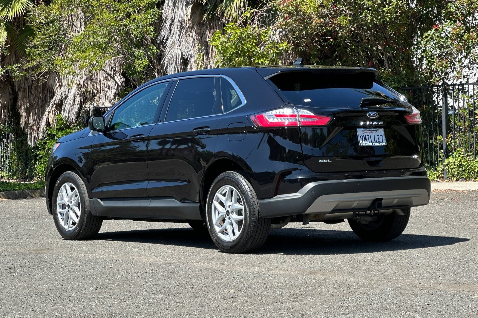 Certified 2024 Ford Edge SEL w/ Convenience Package AWD/4WD image 5