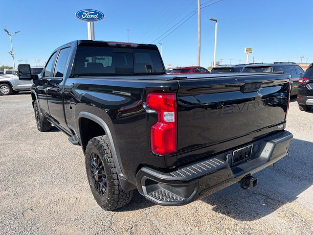 Used 2022 Chevrolet Silverado 2500 LTZ w/ LTZ Plus Package AWD/4WD image 7