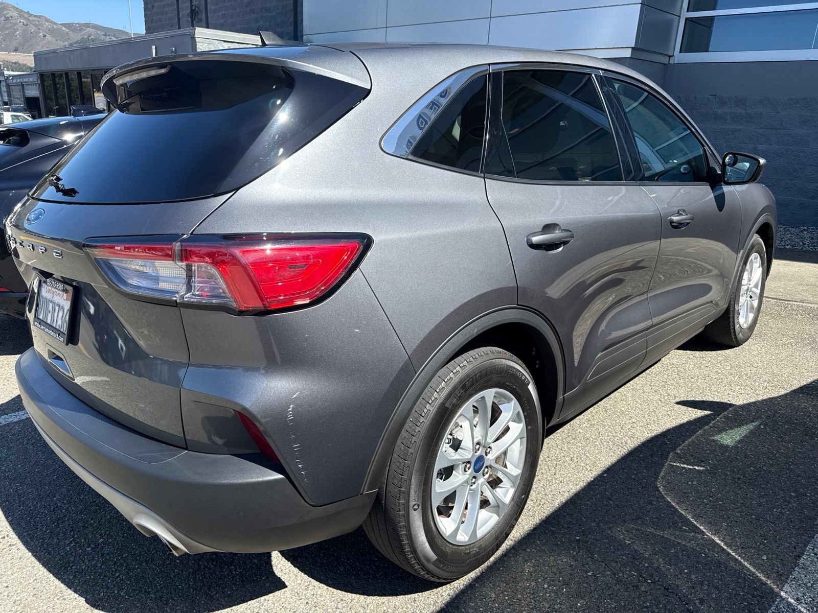Certified 2022 Ford Escape SE w/ Convenience Package FWD image 9