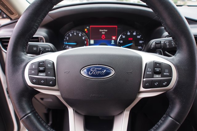 Certified 2021 Ford Explorer Limited w/ Hybrid Equipment Group 310A image 27