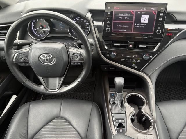Used 2024 Toyota Camry SE AWD/4WD image 3