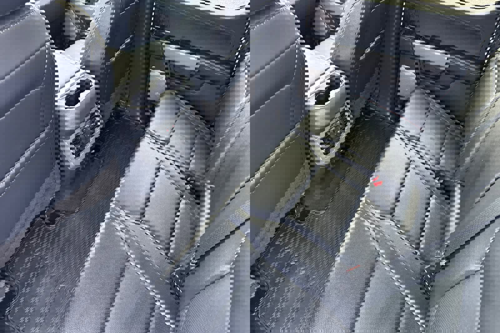 Certified 2024 Ford F250 Lariat w/ Chrome Package image 4