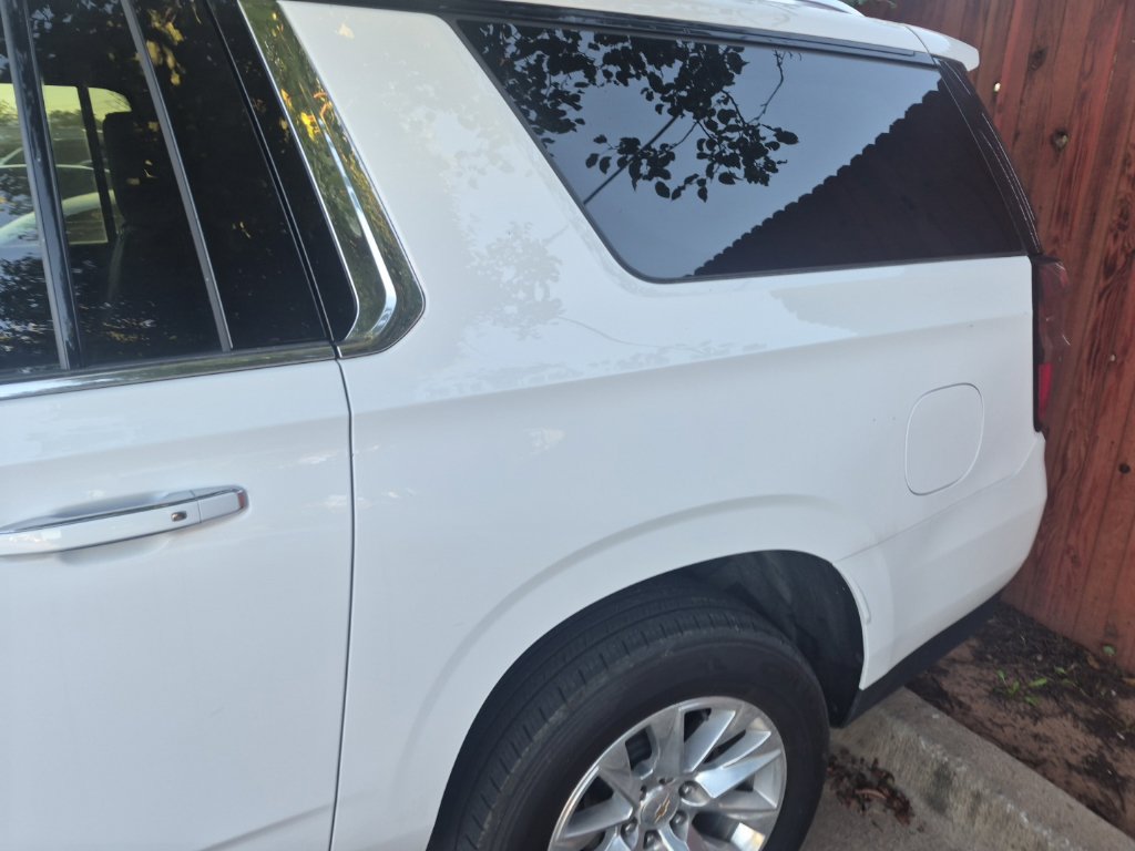 Used 2024 Chevrolet Suburban Premier RWD image 11