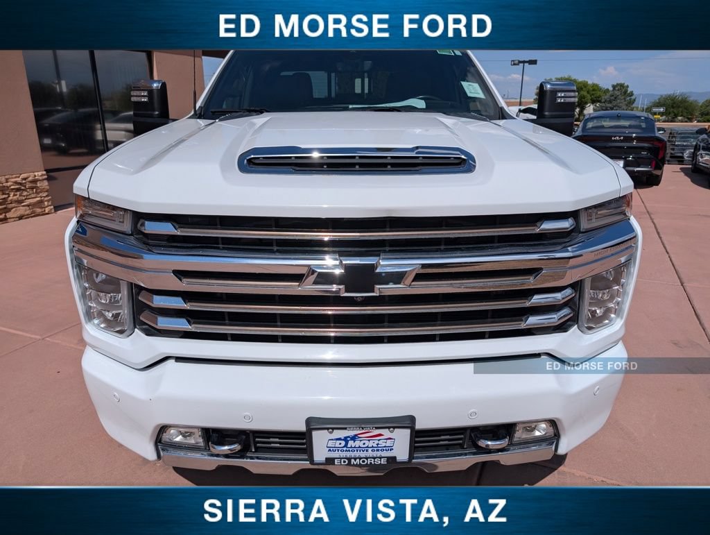 Used 2022 Chevrolet Silverado 2500 High Country w/ Technology Package AWD/4WD image 8