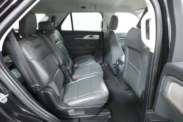 Certified 2025 Ford Explorer Active w/ Active Comfort Package AWD/4WD image 30