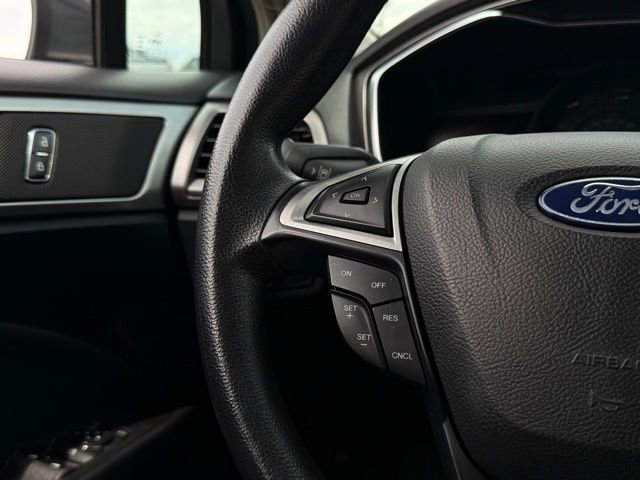 Certified 2020 Ford Fusion SE FWD image 8