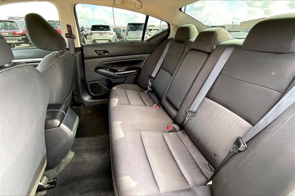 Used 2023 Nissan Altima 2.5 SV image 19